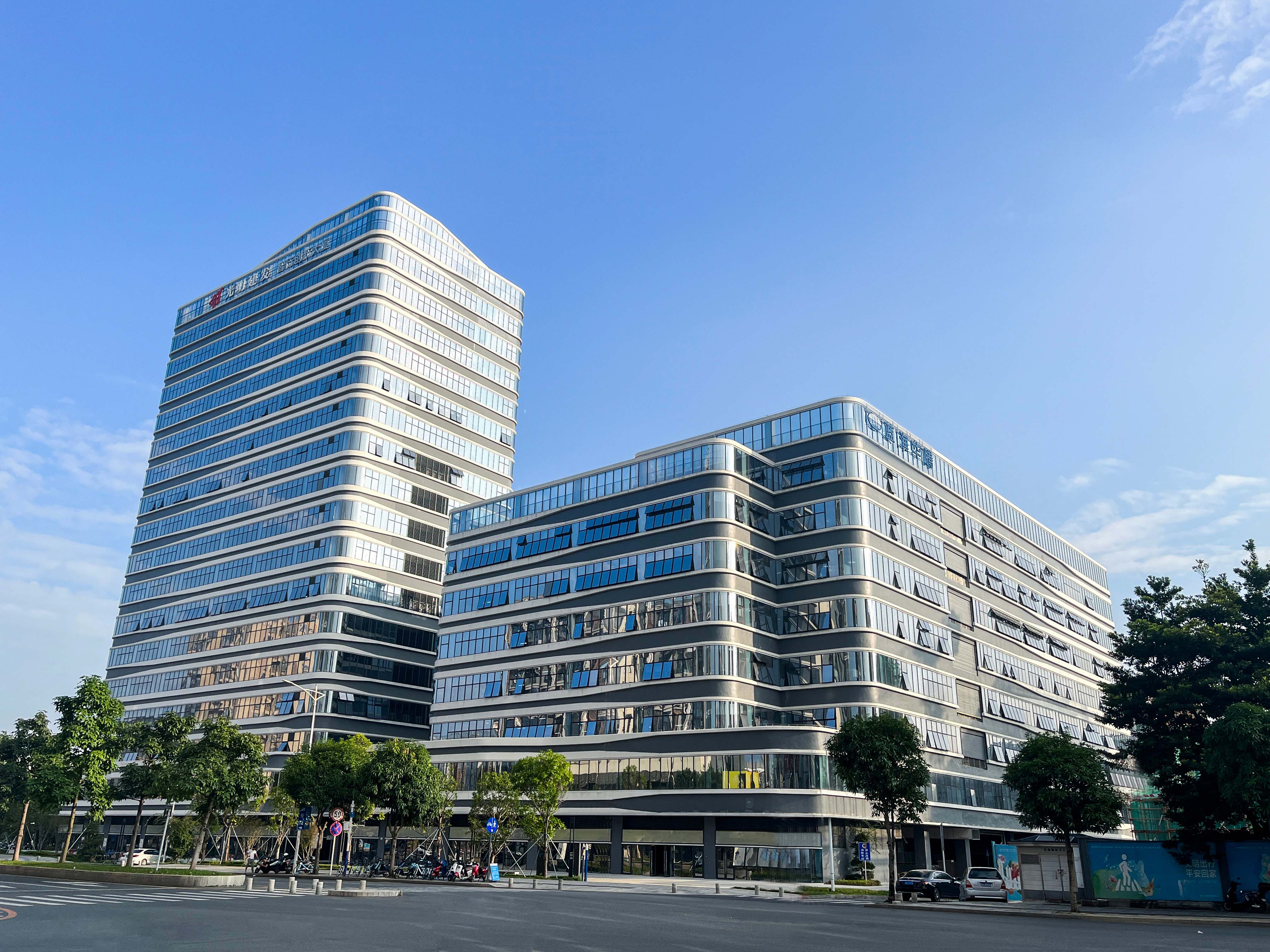 太阳成tyc7111cc新注册《V6-H系列eVTOL电动力系统控制器软件V1.00》项目的软件著作权:引领未来出行的新篇章! 太阳成tyc7111cc新注册《V6-H系列eVTOL电动力系统控制器软件V1.00》项目的软件著作权:引领未来出行的新篇章!