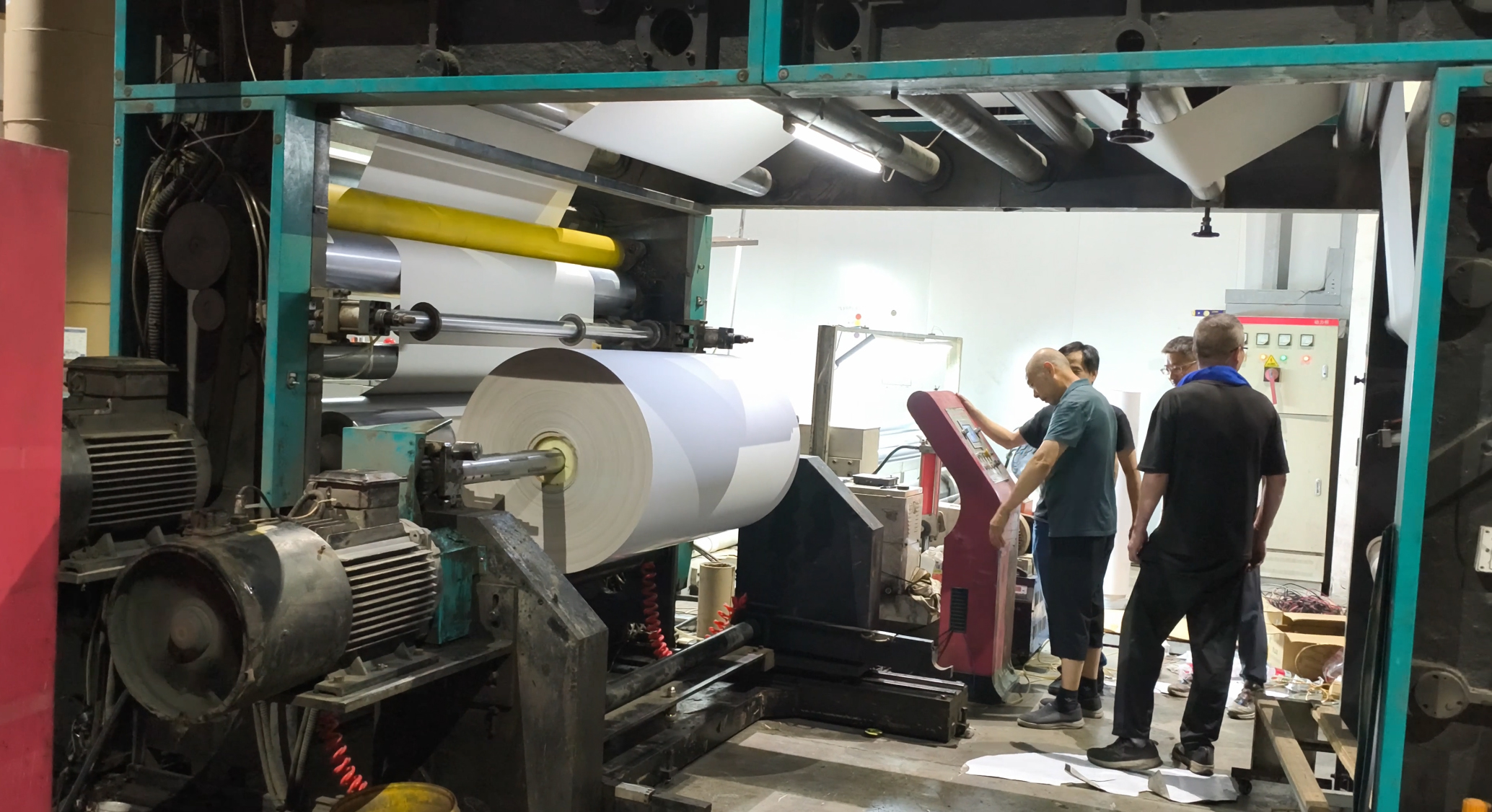 十二年“硬核”表现：稳得住，扛得住！太阳成tyc7111cc变频器助力印刷厂稳产增效！