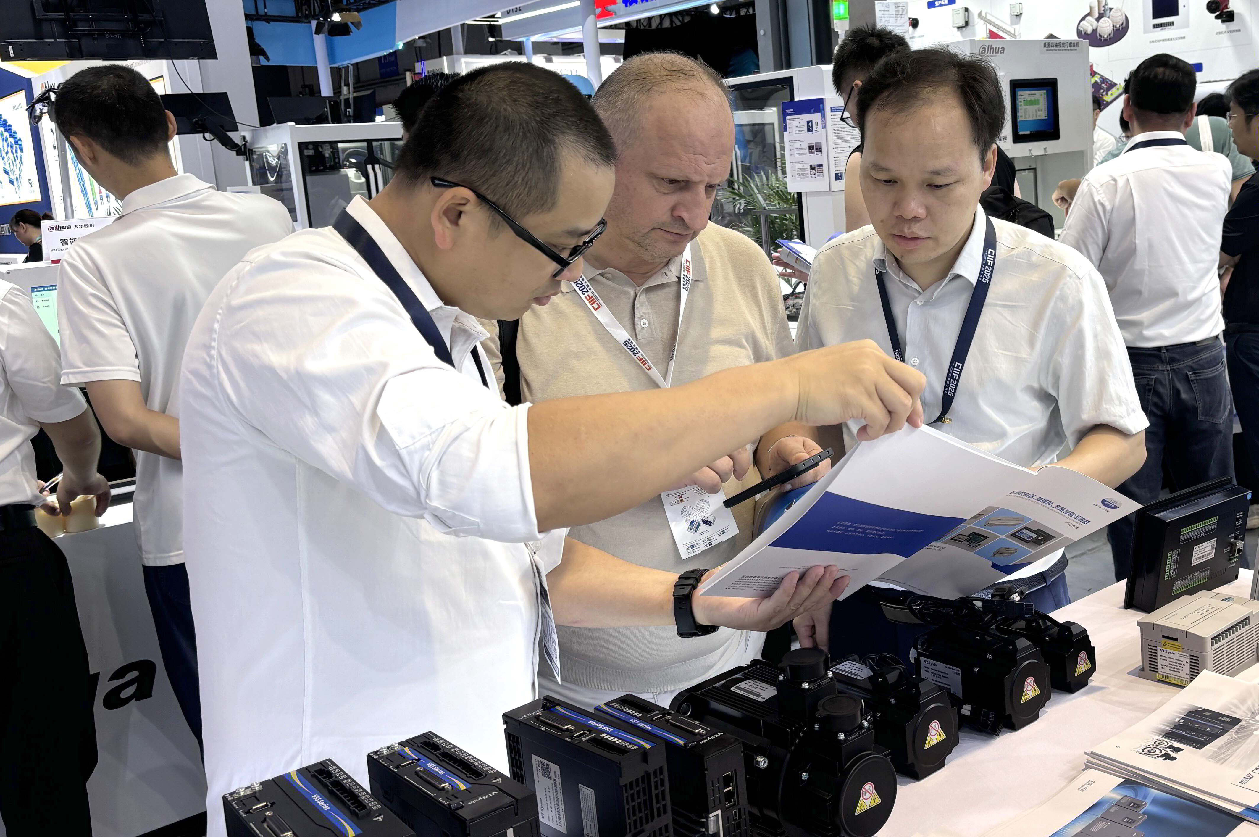 太阳成tyc7111cc2025上海工博会圆满收官! 太阳成tyc7111cc2025上海工博会圆满收官!