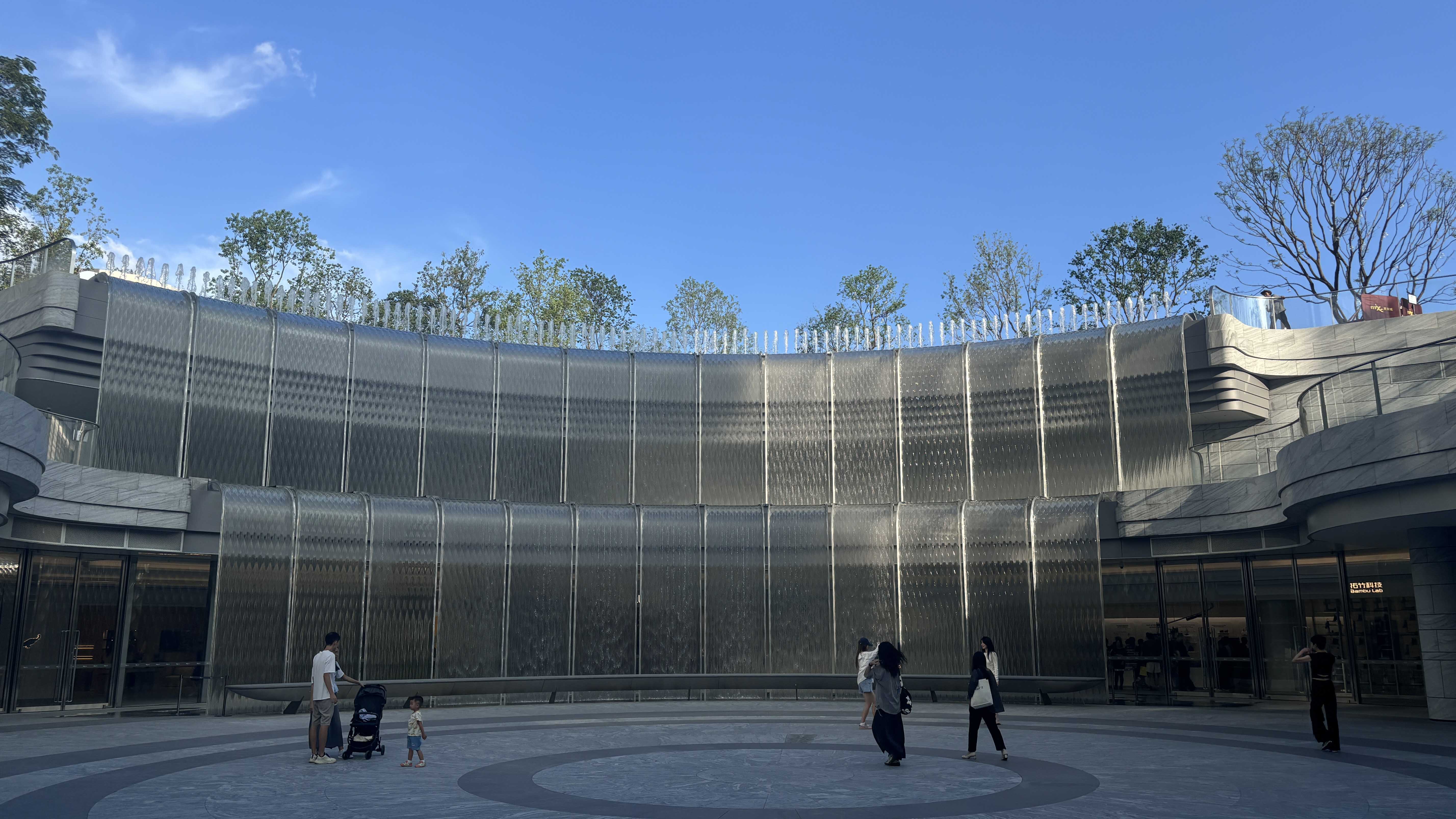 太阳成tyc7111cc变频器:奏响深圳湾万象城音乐喷泉的“水之交响乐”! 太阳成tyc7111cc变频器:奏响深圳湾万象城音乐喷泉的“水之交响乐”!