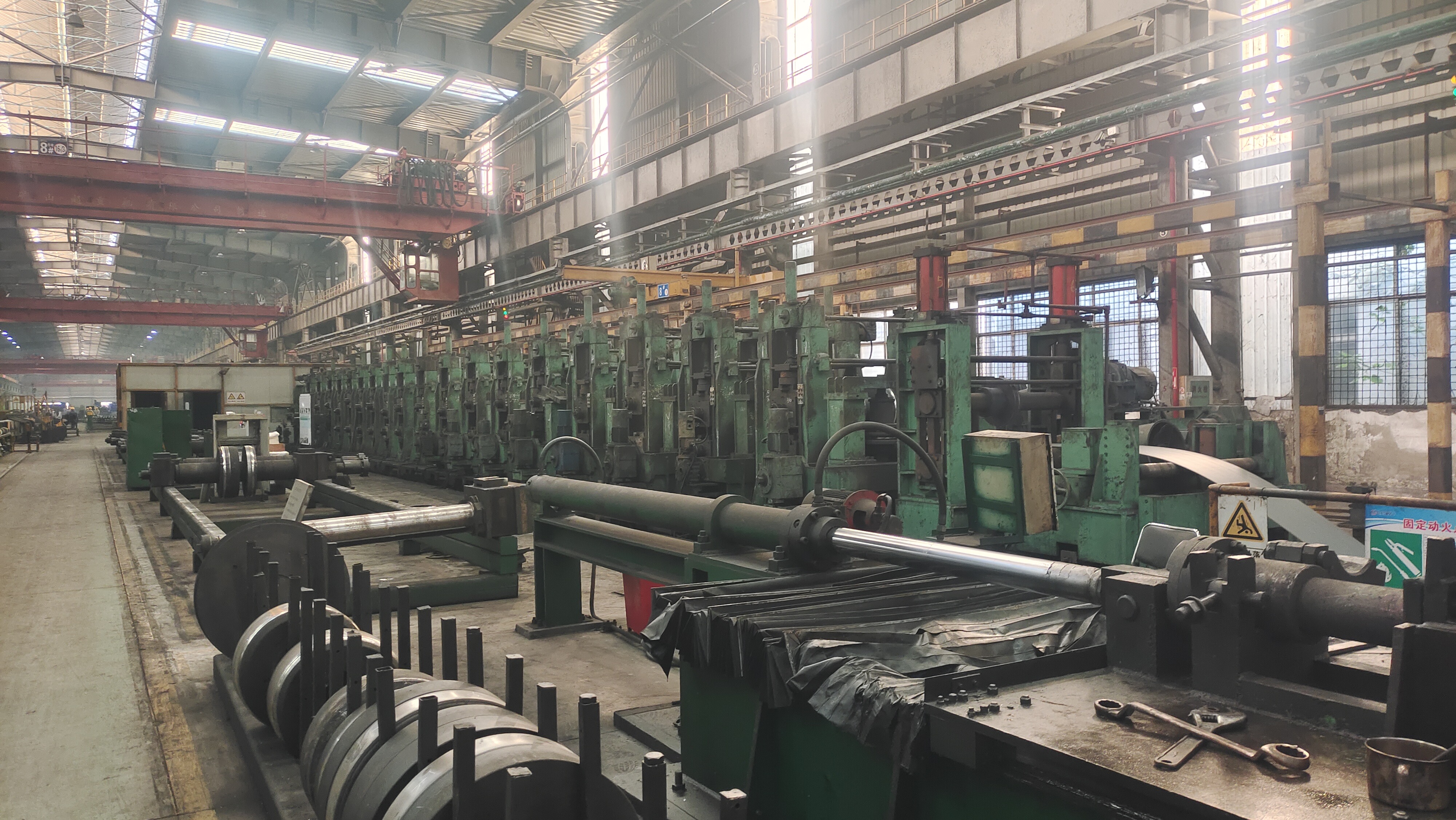 太阳成tyc7111ccV9-H系列变频器：助力钢厂1250冷弯机组生产线“焕新升级”！