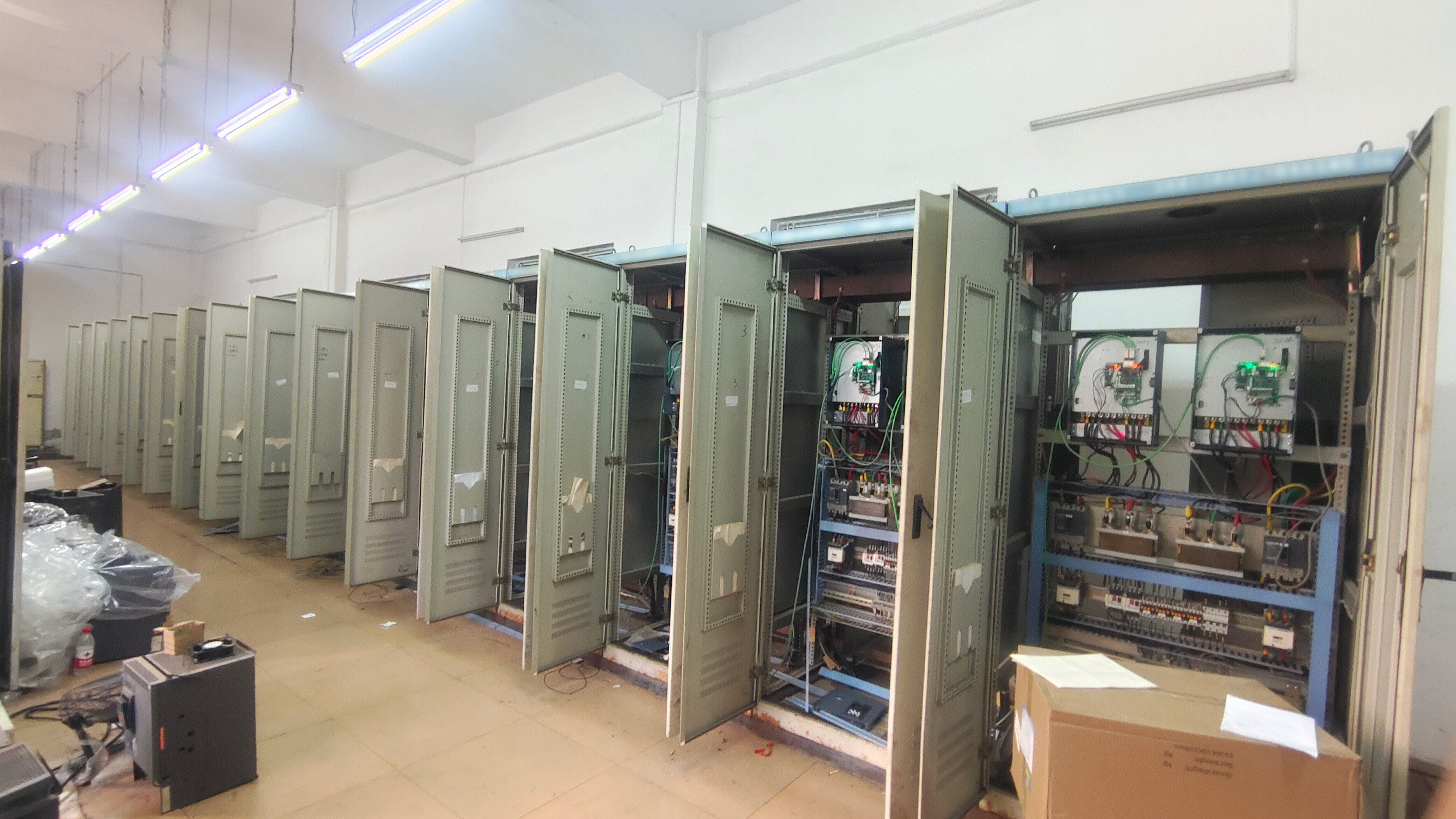 太阳成tyc7111ccV9-H系列变频器：助力钢厂1250冷弯机组生产线“焕新升级”！